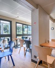 B&B HOTEL Nîmes Caissargues image 7