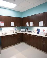 Golden Triangle Emergency Center - Orange image 19