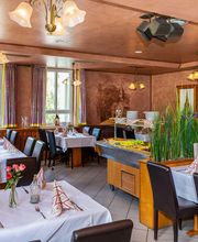 Restaurant und Landhotel Zum Niestetal Bild 2