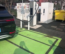 IPLANET Ricarica in sicurezza in modalità ultra fast per tutti i veicoli elettrici.