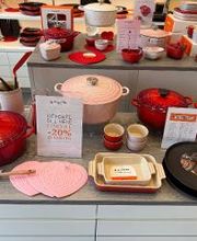Le Creuset Outlet Store Castel Romano Designer Outlet immagine 4