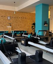 LevelOut Reformer Pilates Neuhausen Bild 1