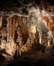 Grotte De La Madeleine image 5