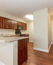 Brooksville Court & Brooksville Green Apartments image 18