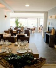 Logis Hôtel Restaurant *** de la Madeleine image 5