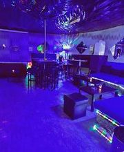 Club Absinth an der B8 Bild 2