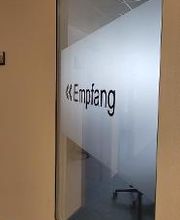 Empfangsbereich Glastür