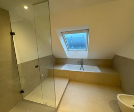 Handwerk & Interieur Bild 11