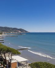 B&B HOTEL Diano Marina Palace immagine 11