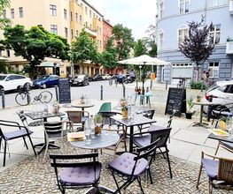 Café ILOstan Bild 19