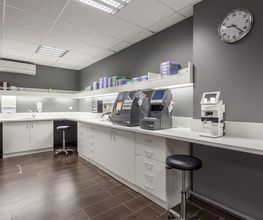 Opticien HOUSSEN Optical Center image 3