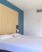 B&B HOTEL Nîmes Centre Arènes image 3