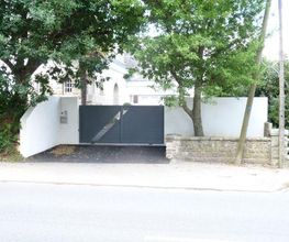 Salaun Batiment image 12