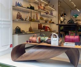 Longchamp image 8