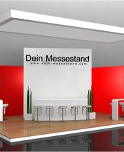 Messestand mit Podestboden. Messewände mit LED Bildschrmen und abgehängtes Deckenfeld. Dekoplanzen und Empfangstheke mit Barstühlen. Copyright: Dein Messestand