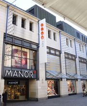 MANOR Aarau Bild 1