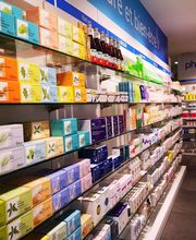 Pharmacie Bleue - Médicaments exposés - Vésenaz