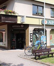 Aussenansicht der Ackermann-Apotheke