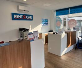 Rent A Car image 4