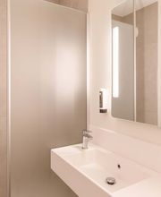 B&B HOTEL Clermont-Ferrand A71/A75 La Méridienne image 9