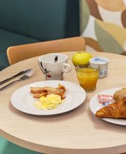 B&B HOTEL Bayonne image 2