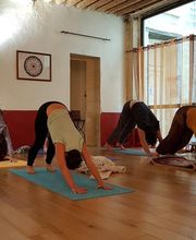 CEFY Manolaya Yoga image 3