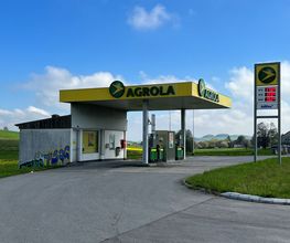 AGROLA Bild 2