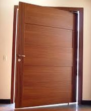 205524-puertas_de_madera_moderna.jpg