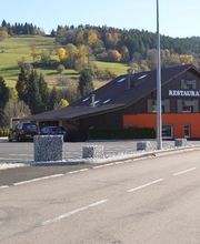 Entre-Roches image 2