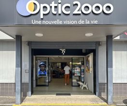 Optic 2000 image 19
