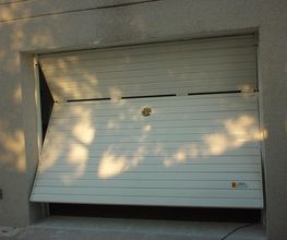 145784-obermatic-puertas-basculantes-2.JPG