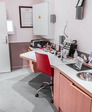 Audioprothésiste Marzy-Alain Afflelou Acousticien image 3