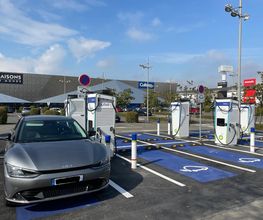 bp pulse Charging Station image 2
