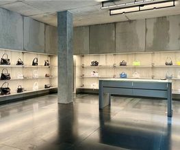 BALENCIAGA Bild 3