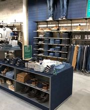 Jules Vernon image 1