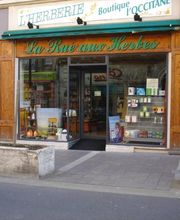La Rue aux Herbes image 2