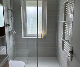 G R I image 4