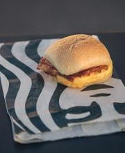 Breakfast sandwich