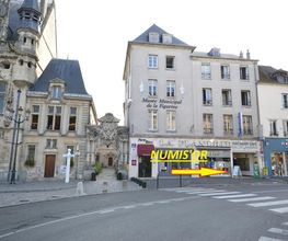 Numis'or image 6