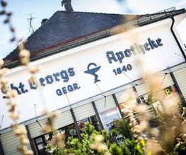 St. Georgs-Apotheke Bild 1