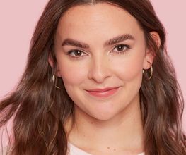 Benefit Cosmetics BrowBar Douglas München Pasing Bild 7