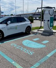 Shell Recharge Charging Station Bild 1