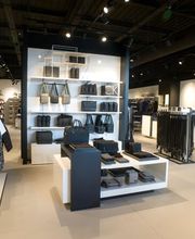 Calvin Klein Outlet immagine 4