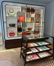 Longchamp image 6