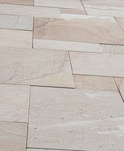 Thoma Plattenbeläge GmbH Bild 1