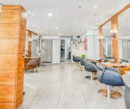 Le Coiffeur image 10