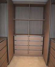 Menuiserie Luquiens - dressing sur-mesure avec tiroirs - Coppet