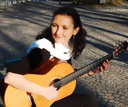 Rössler Gitarren Bild 4