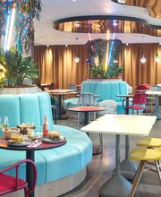 B&B HOTEL Paris 17 Batignolles image 2