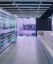 On Store LA Abbot Kinney image 6